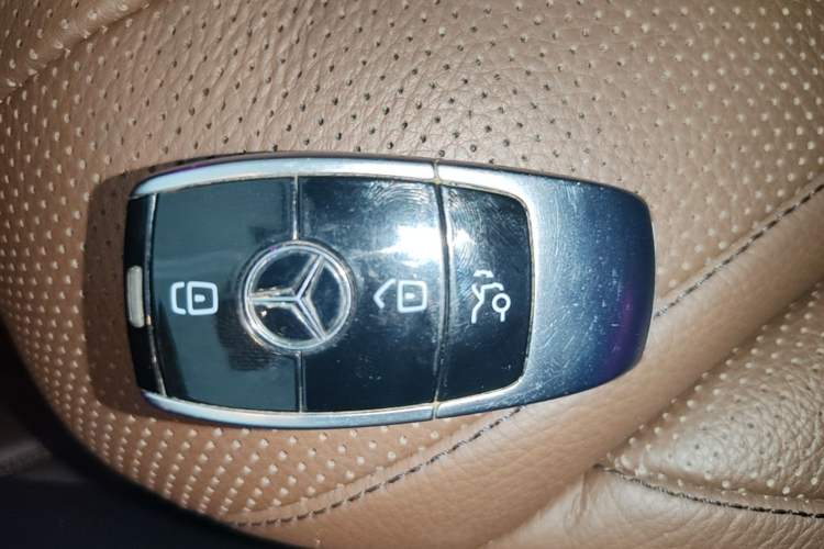 Used Mercedes-Benz S-Class 2020 S 350 L Business Class Ultimate Edition Vehicle Key