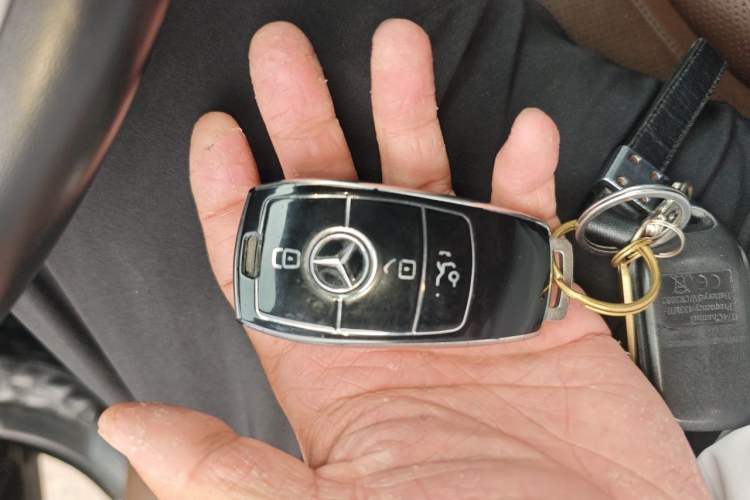 Used Mercedes-Benz S-Class 2020 S 350 L Business Class Ultimate Edition Vehicle Key