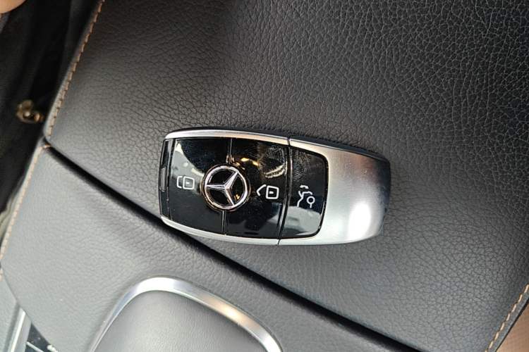 Used Mercedes-Benz S-Class 2020 S 350 L Business Class Ultimate Edition Vehicle Key