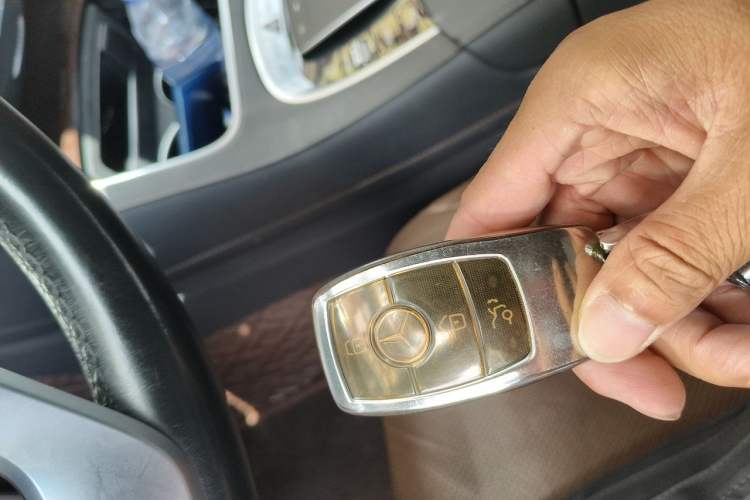 Used Mercedes-Benz S-Class 2020 S 350 L Business Class Ultimate Edition Vehicle Key