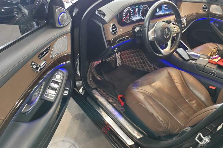 Used Mercedes-Benz S-Class 2020 S 350 L Business Class Ultimate Edition Driver Seat