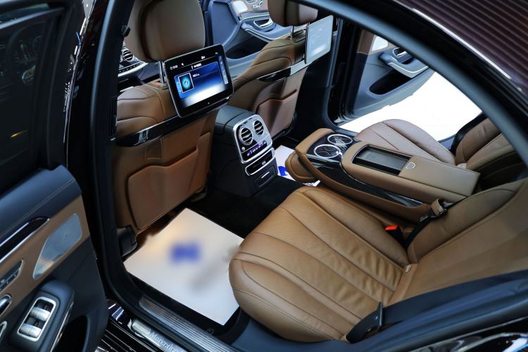 Used Mercedes-Benz S-Class 2020 S 450 L 4MATIC Exclusive Edition Interior 10