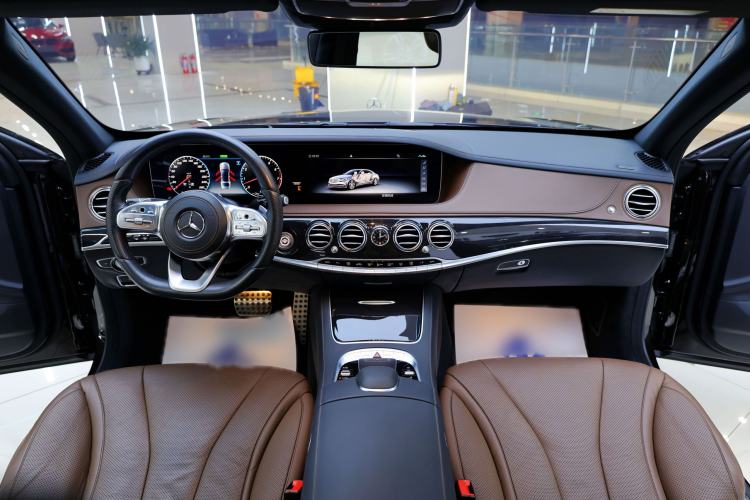 Used Mercedes-Benz S-Class 2020 S 450 L 4MATIC Exclusive Edition Interior 3