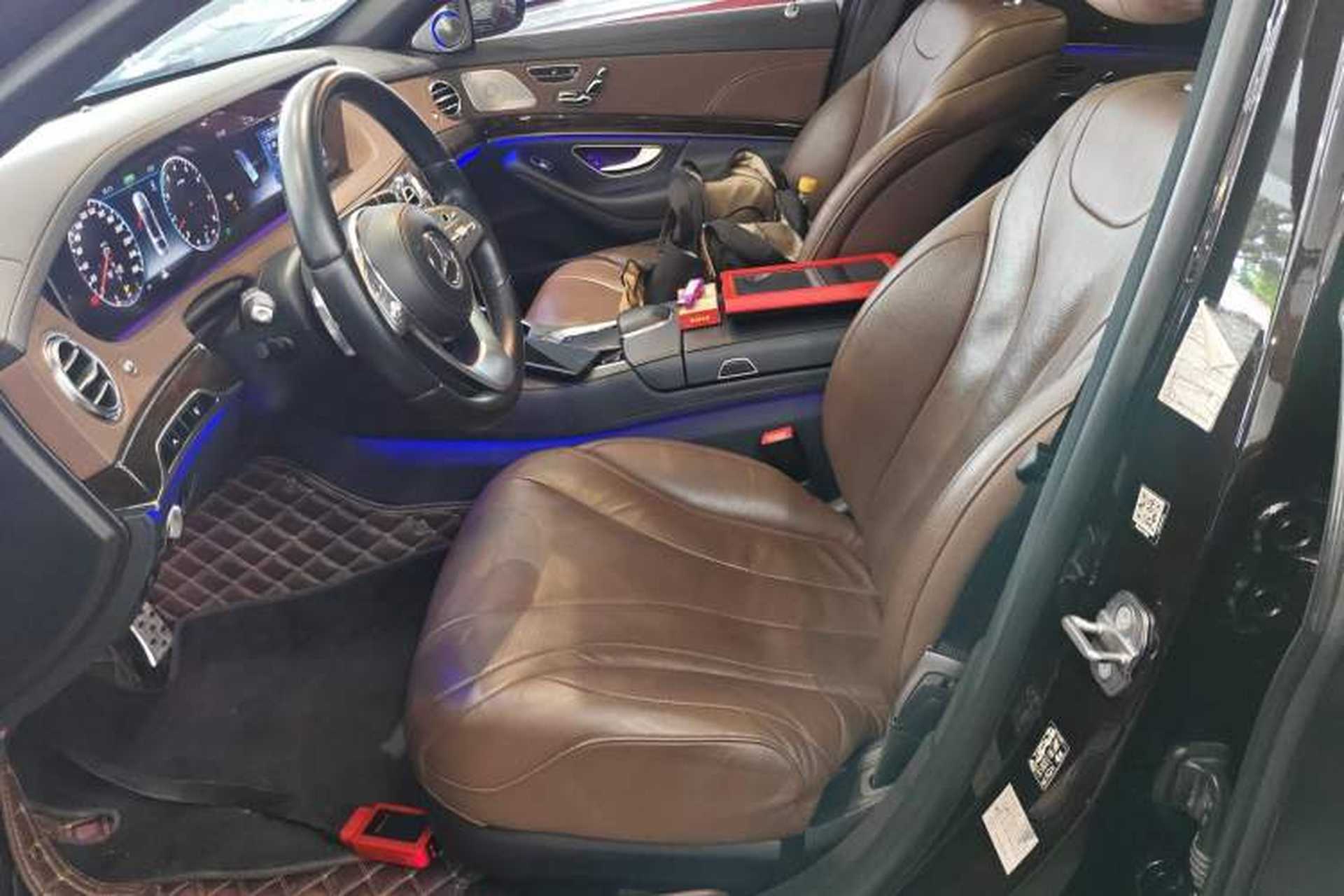 Used Mercedes-Benz S-Class 2020 S 350 L Business Class Ultimate Edition Left Front Seat