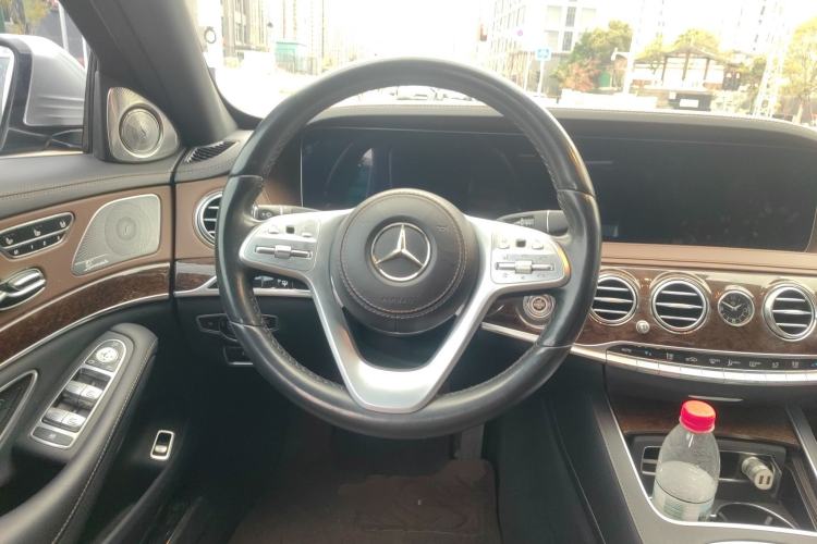 Used Mercedes-Benz S-Class 2020 S 350 L Business Class Ultimate Edition Steering Wheel