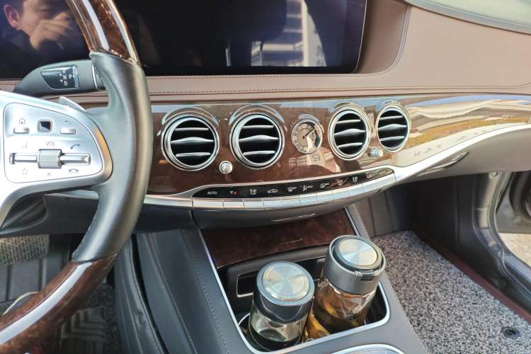 Used Mercedes-Benz S-Class 2020 S 350 L Exclusive Edition Prestige Collection Audio And AC Panel