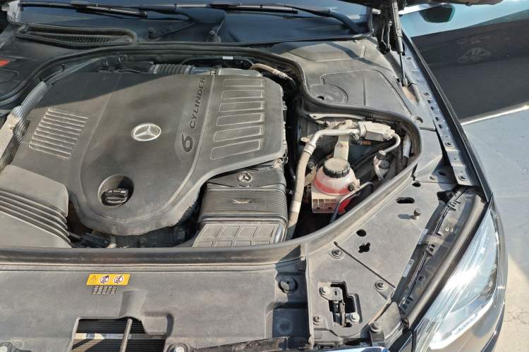 Used Mercedes-Benz S-Class 2020 S 350 L Exclusive Edition Prestige Collection Engine Bay Left
