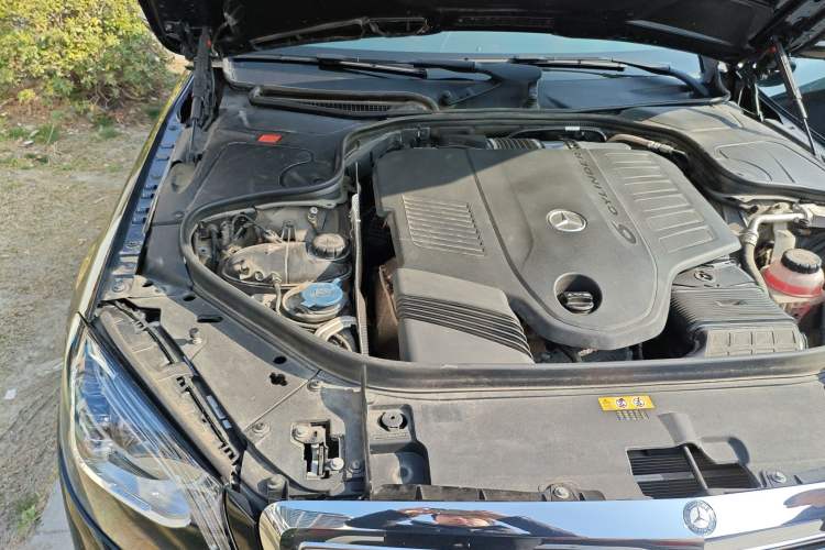 Used Mercedes-Benz S-Class 2020 S 350 L Exclusive Edition Prestige Collection Engine Bay Right