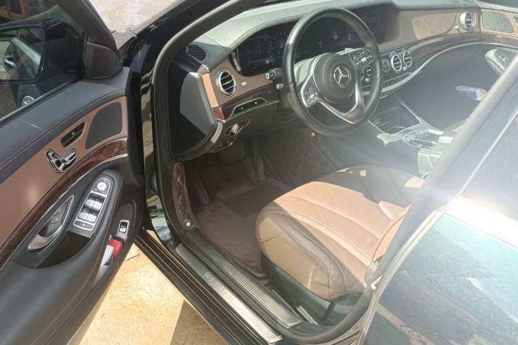 Used Mercedes-Benz S-Class 2020 S 350 L Business Class Ultimate Edition Interior 3