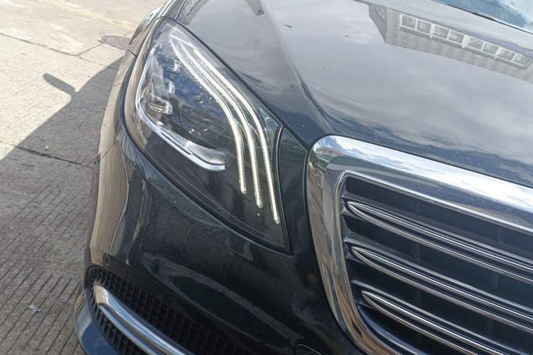 Used Mercedes-Benz S-Class 2020 S 350 L Business Class Ultimate Edition Right Front Headlight