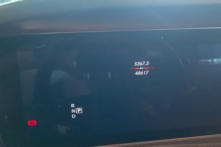 Used Mercedes-Benz S-Class 2020 S 350 L Exclusive Edition Prestige Collection Odometer Close Up