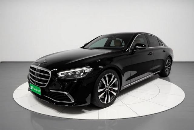 Ojetý Mercedes-Benz S-Class 2021 S 400 L Luxury Model