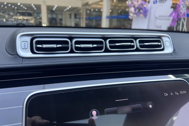 Used Mercedes-Benz S-Class 2021 S 450 L 4MATIC Audio And AC Panel
