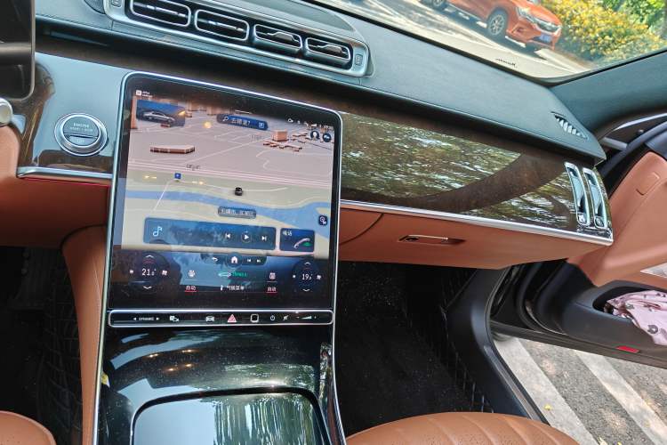 Used Mercedes-Benz S-Class 2021 S 400 L Luxury Model Audio And AC Panel