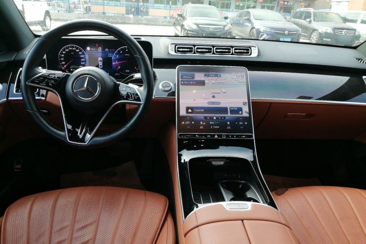 Used Mercedes-Benz S-Class 2021 S 450 L Center Console