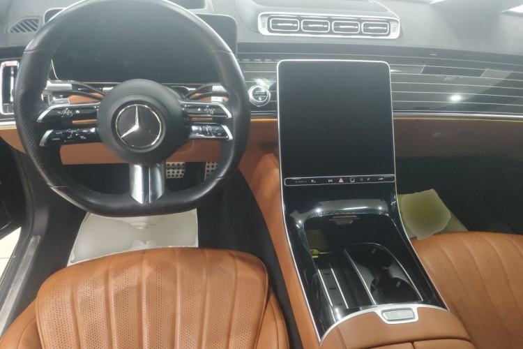 Used Mercedes-Benz S-Class 2021 Restyled S 450 L 4MATIC Center Console