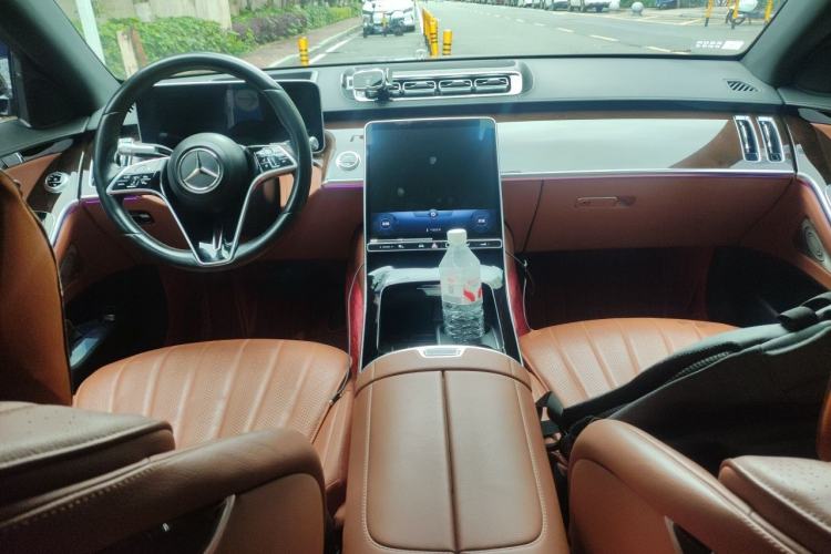 Used Mercedes-Benz S-Class 2021 S 400 L Luxury Model Center Console
