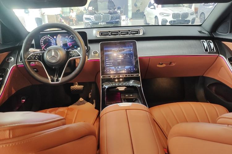 Used Mercedes-Benz S-Class 2021 S 400 L Business Model Center Console