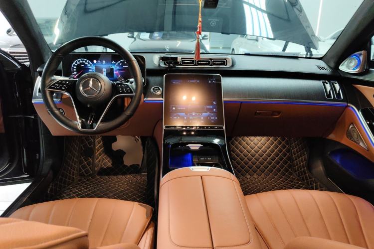 Used Mercedes-Benz S-Class 2021 S 400 L Business Model Center Console