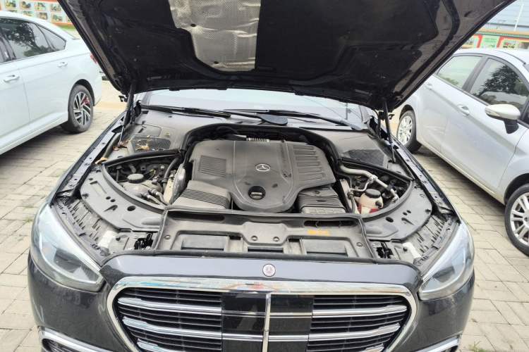 Used Mercedes-Benz S-Class 2021 S 400 L Luxury Model Engine Bay
