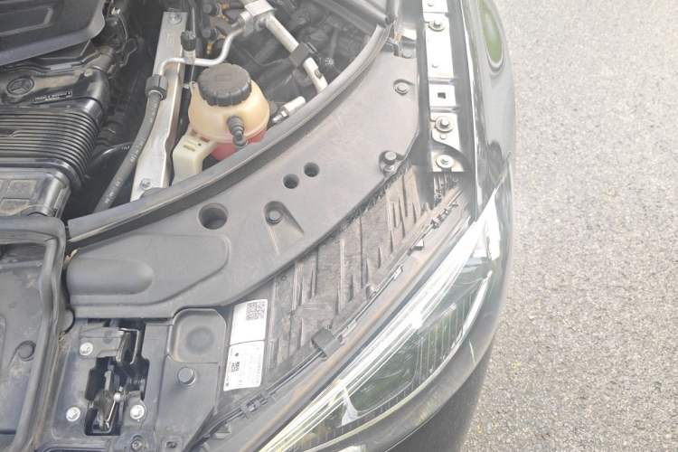 Used Mercedes-Benz S-Class 2021 S 400 L Luxury Model Engine Bay Left