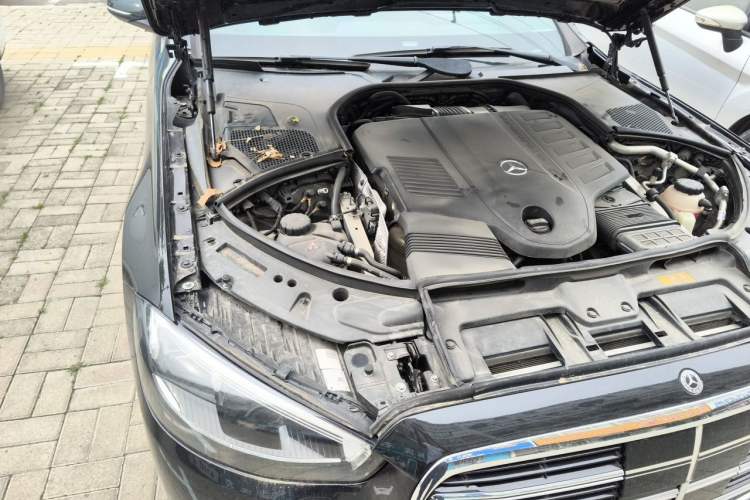 Used Mercedes-Benz S-Class 2021 S 400 L Luxury Model Engine Bay Right