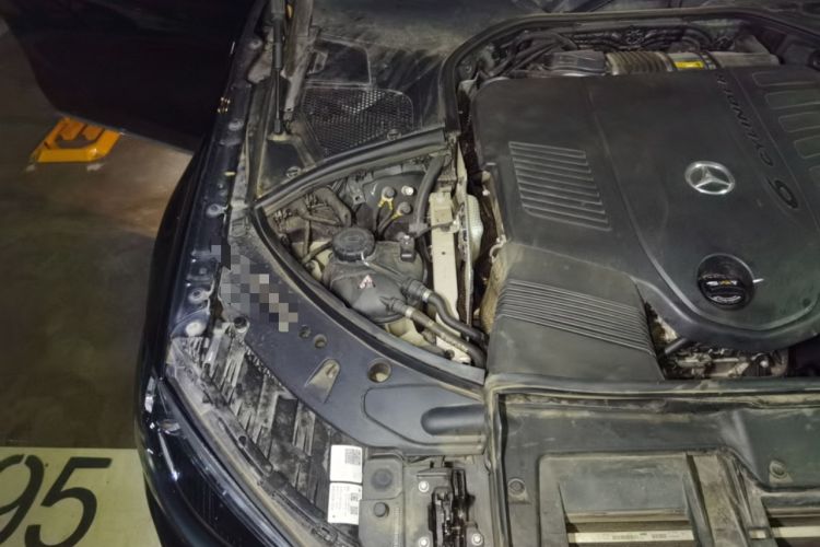 Used Mercedes-Benz S-Class 2021 S 400 L Business Model Engine Bay Right