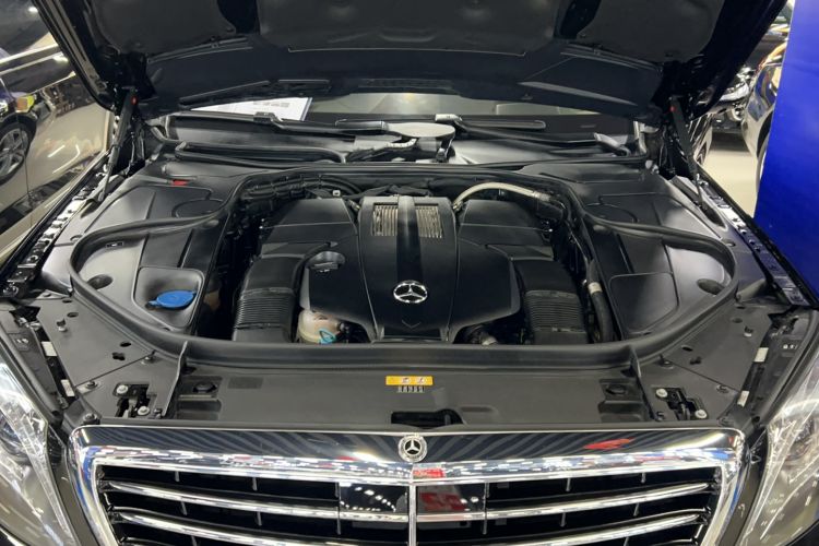 Used Mercedes-Benz S-Class 2021 S 450 L Engine Bay