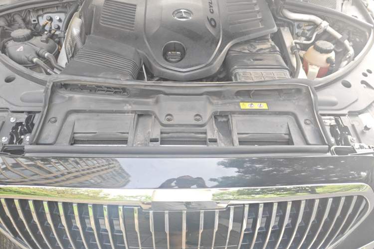 Used Mercedes-Benz S-Class 2021 S 400 L Luxury Model Engine Bay
