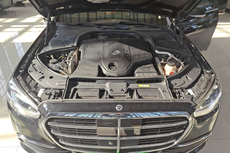 Used Mercedes-Benz S-Class 2021 S 400 L Luxury Model Engine Bay