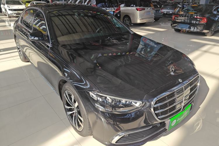 Used Mercedes-Benz S-Class 2021 S 400 L Luxury Model Exterior 1