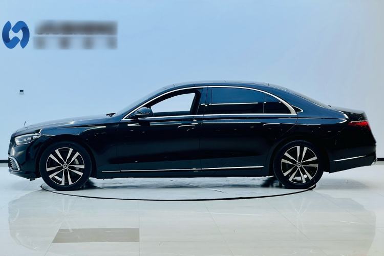 Used Mercedes-Benz S-Class 2021 S 400 L Luxury Model Exterior 2