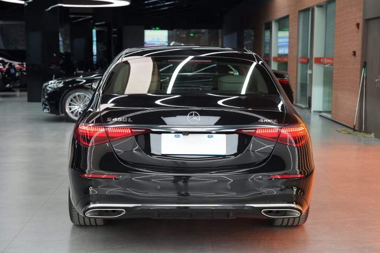 Used Mercedes-Benz S-Class 2021 S 450 L 4MATIC Exterior 4