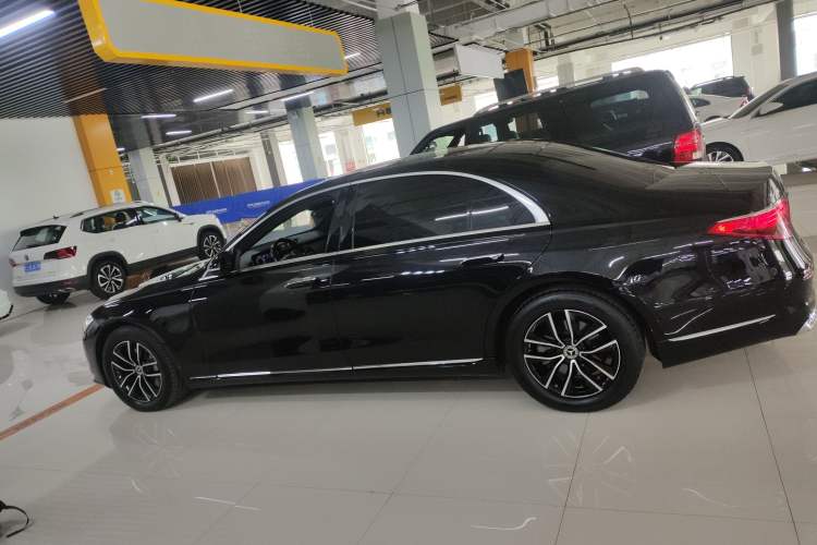 Used Mercedes-Benz S-Class 2021 S 400 L Business Model Exterior 4