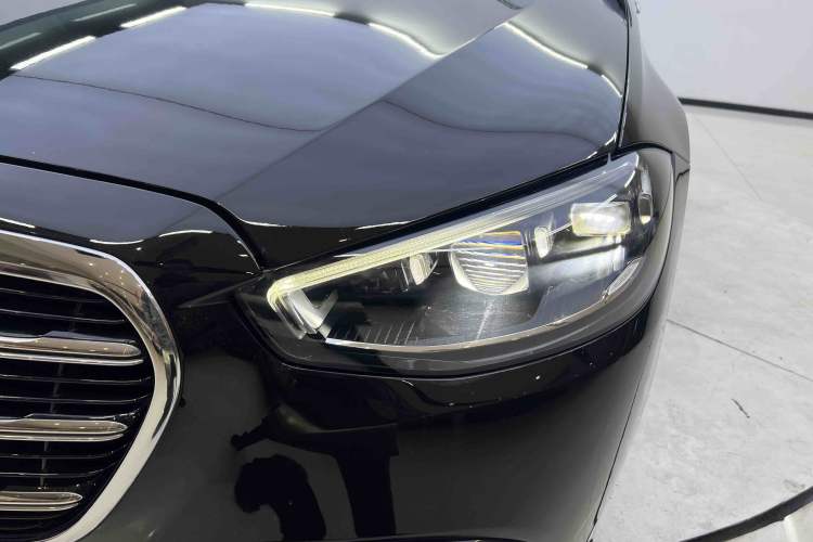 Used Mercedes-Benz S-Class 2021 S 400 L Luxury Model Exterior 5