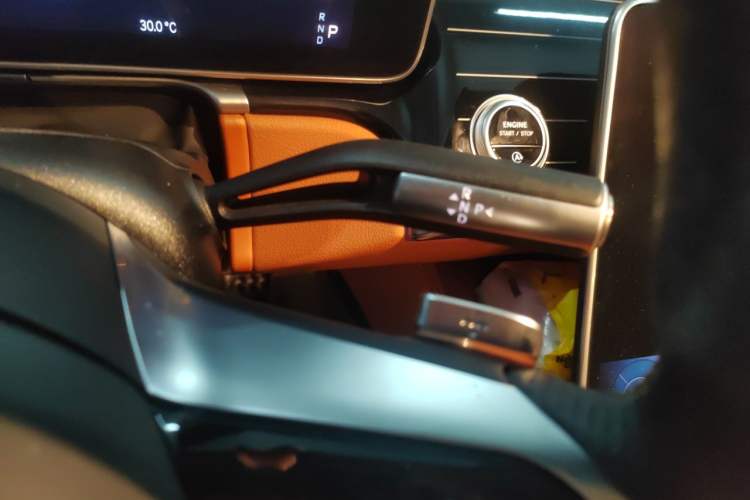 Used Mercedes-Benz S-Class 2021 Restyled S 450 L 4MATIC Gear Lever