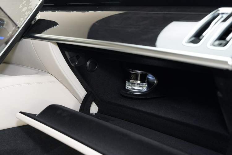 Used Mercedes-Benz S-Class 2021 S 450 L 4MATIC Interior 1