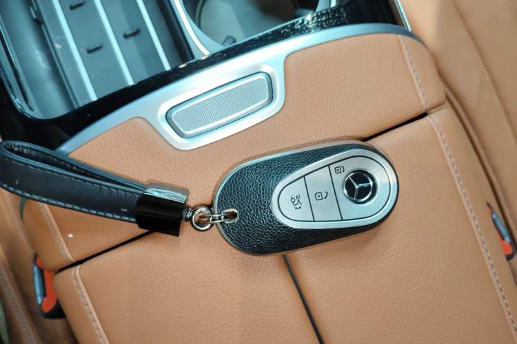 Used Mercedes-Benz S-Class 2021 S 400 L Business Model Interior 1
