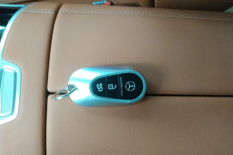 Used Mercedes-Benz S-Class 2021 S 400 L Business Model Interior 1