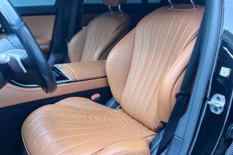 Used Mercedes-Benz S-Class 2021 S 400 L Business Model Interior 12