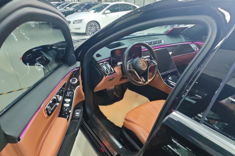 Used Mercedes-Benz S-Class 2021 S 400 L Luxury Model Interior 2