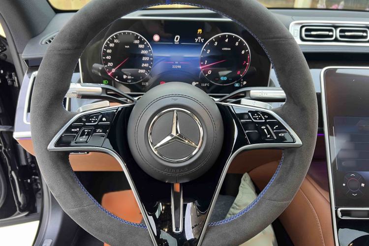 Used Mercedes-Benz S-Class 2021 S 400 L Luxury Model Interior 2