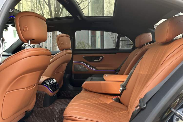 Used Mercedes-Benz S-Class 2021 S 400 L Business Model Interior 3