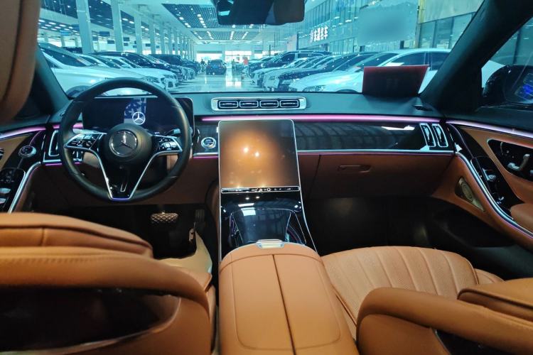 Used Mercedes-Benz S-Class 2021 S 400 L Luxury Model Interior 3