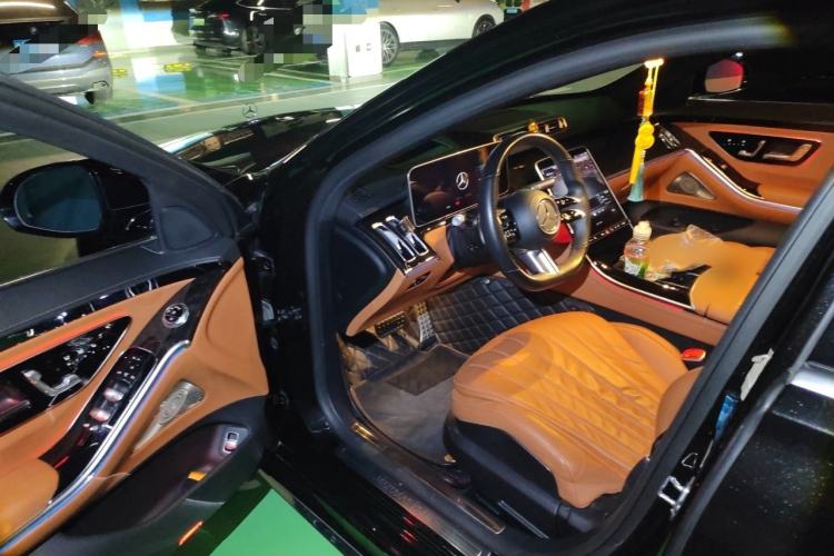 Used Mercedes-Benz S-Class 2021 S 450 L 4MATIC Interior 3