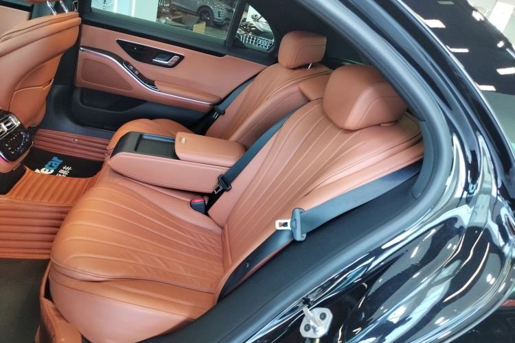 Used Mercedes-Benz S-Class 2021 S 400 L Business Model Interior 4