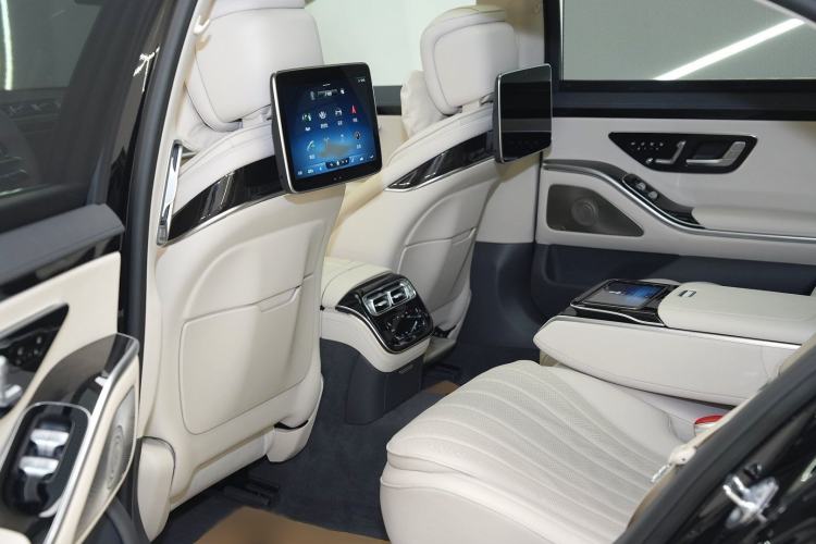 Used Mercedes-Benz S-Class 2021 S 450 L 4MATIC Interior 6
