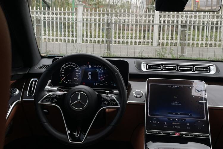Used Mercedes-Benz S-Class 2021 S 450 L Interior 6