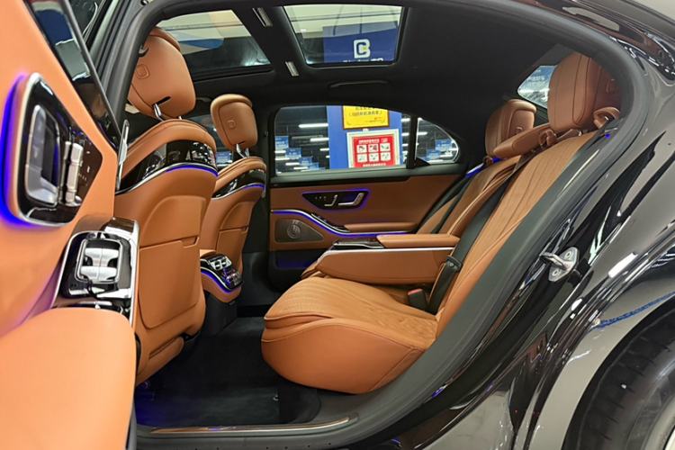 Used Mercedes-Benz S-Class 2021 S 450 L Interior 7