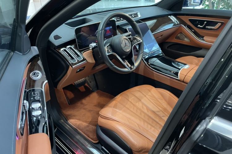 Used Mercedes-Benz S-Class 2021 S 400 L Luxury Model Interior 9